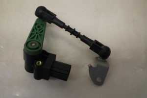 17801893 – 4H0907503 – Xenon height adjustment