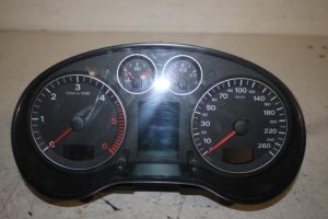 17811399 – 8P0920931 – Instrumentenbrett