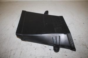 17816835 – 8R0129618F – Luchtgeleider