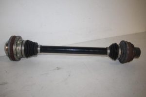 17805537 – 8R0501204D – Antriebswelle rechts hinten