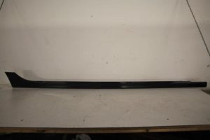 17805289 – 4G8853856JY9B – Dorpel rechts