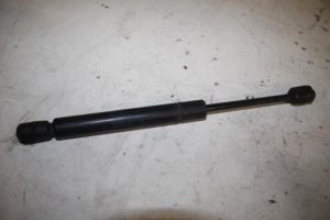 17824367 – 8N0823359 – Gasdemper Motorkap links