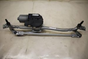 17798799 – 4H1955023D – Wiper motor + mechanism