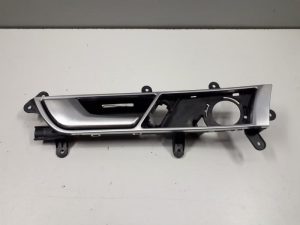 19339201 – 4F0837019C – Türgriff 4-türig links vorne