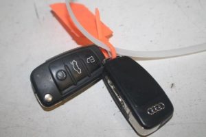 17803927 – 4F0837220R – Sleutel