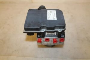 17794767 – 8K0614517GM – ABS pump
