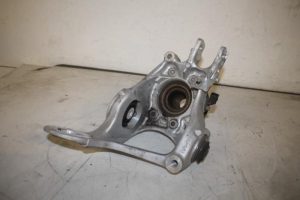 17831598 – 8K0505432AS – Fusee rechts-achter