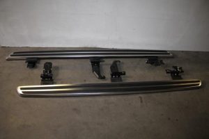 17819714 – 4M0071065 – Treeplankset links+rechts