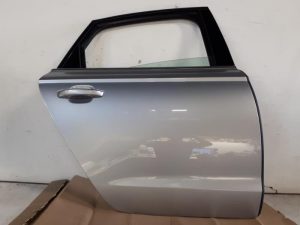 20594447 – 4G5833052, 4G5833052A – Portier 4Deurs rechts-achter