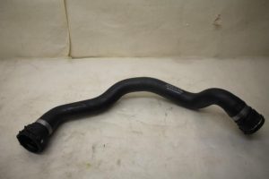 17799283 – 8K0121101AD – Kühlerschlauch