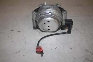 17808498 – 4G0199381KT – Engine mount