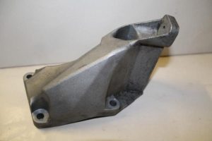 17787588 – 8D0199307P – Motorsteun