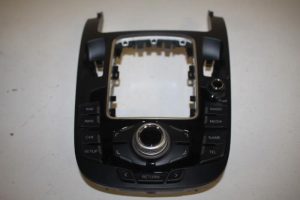 17802884 – 8T0919609WFX – Regelunit Multi Media