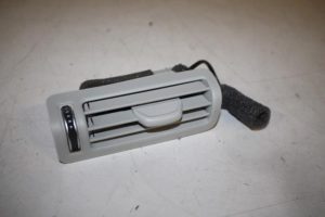 17828036 – 4N0819209AEP5 – Air grill side