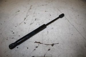17824556 – 4H0823359D – Gasdemper Motorkap links