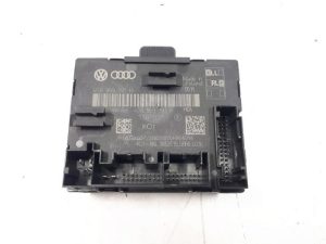 21242357 – 4G8959793H – Centrale Deurvergrendelings Module