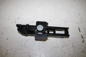 17811114 – 8T8857833 – Gordel hoogteverstelling links-voor