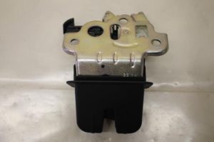 17798433 – 4H0827505A – Slotmechaniek Achterklep