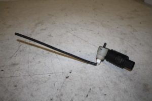 17823188 – 1T0955651A – Ruitensproeierpomp voor