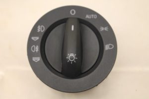 17800949 – 4F1941531D5PR – Light switch