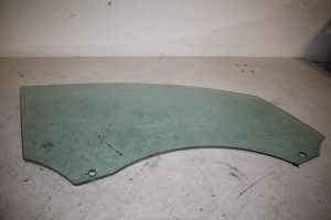 17807596 – 8R0845202C – Door window 4-door, front right