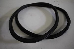 17802150 – 4G5833721A – Portierrubber 4Deurs rechts-achter