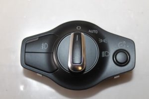 17793562 – 8K0941531BAWEP – Licht Schalter