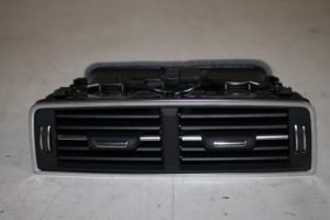 17819460 – 4M0819203C6PS – Lüftungsgitter hinten