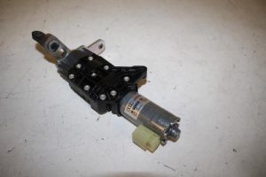 17830909 – 4G9827852E – Sluithulpmotor achterklep