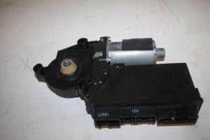 17833314 – 4E2959802D – Door window motor