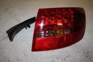 17823016 – 4F9945096H – Taillight, right