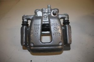 17817930 – 4E4615403C – Bremszange links hinten