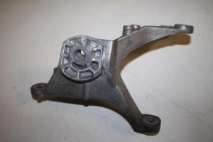 17817812 – 4H0399114E – Getriebe Halterung