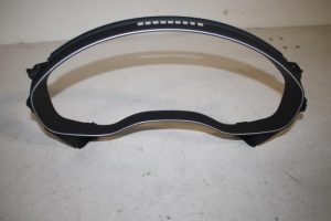 17804760 – 4G1857115B6PS – Kilometerteller sierlijst