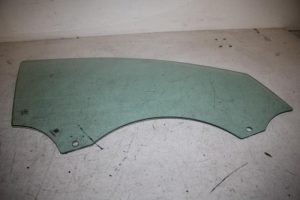 17808490 – 4H0845202A – Door window 4-door, front right