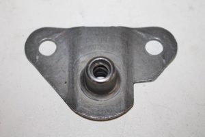 17802130 – 8K0253376B – Steun (diversen)