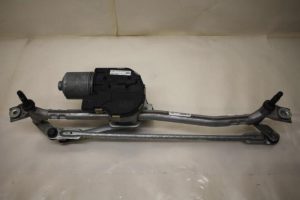 17797008 – 4H1955023C – Wiper motor + mechanism
