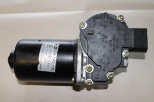 17786537 – 8E2955119A – Front wiper motor