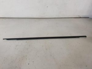 21019838 – 4K0837476AT94 – Portierlijst