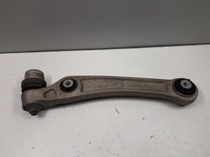 20410670 – 4M0407152G, 4M0407156C – Draagarm onder rechts-voor