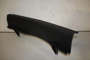 17828799 – 4G5863471B4PK – Afdekking slotvanger achter