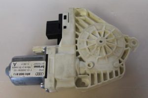 17791568 – 8R0959812 – Door window motor