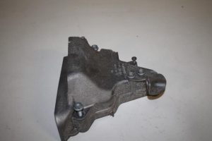 17817395 – 04E199275G – Engine mount