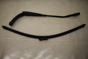 17798444 – 8V1955407B1P9 – Front wiper arm
