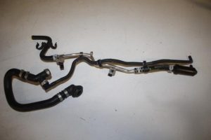 17827767 – 06H133781AT – Hose (miscellaneous)