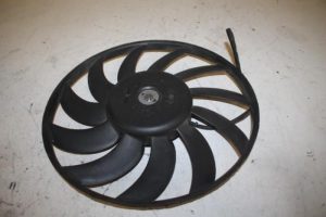 17823614 – 8E0959455K – Kühlgebläse