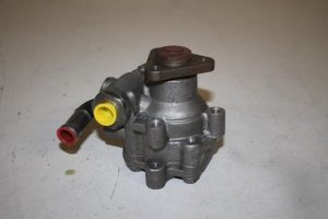 17833335 – 7L8422154E – Power steering pump
