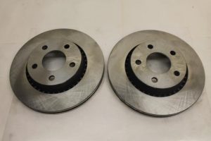 17795117 – 437615301A – Bremsscheibe vorne