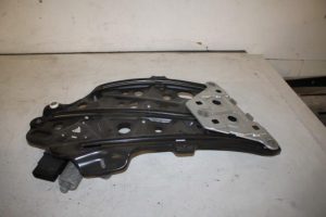 17831699 – 8P7839398C – Ruitmechaniek 2Deurs rechts-achter