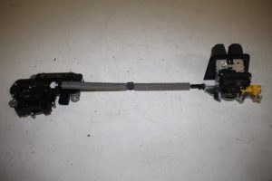 17829353 – 3V5827887B – Motor for power tailgate closer